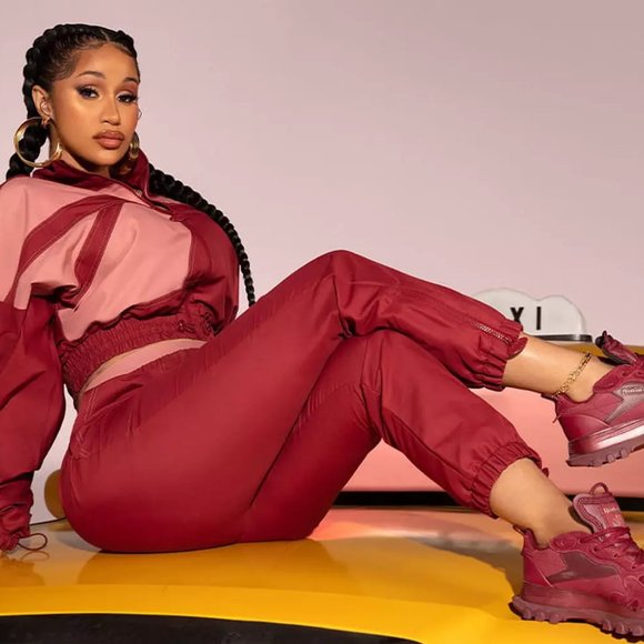 [3XL] Cardi B Limited edition REEBOK JACKET